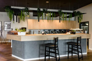 IOR гатэлі Польшчы Познань